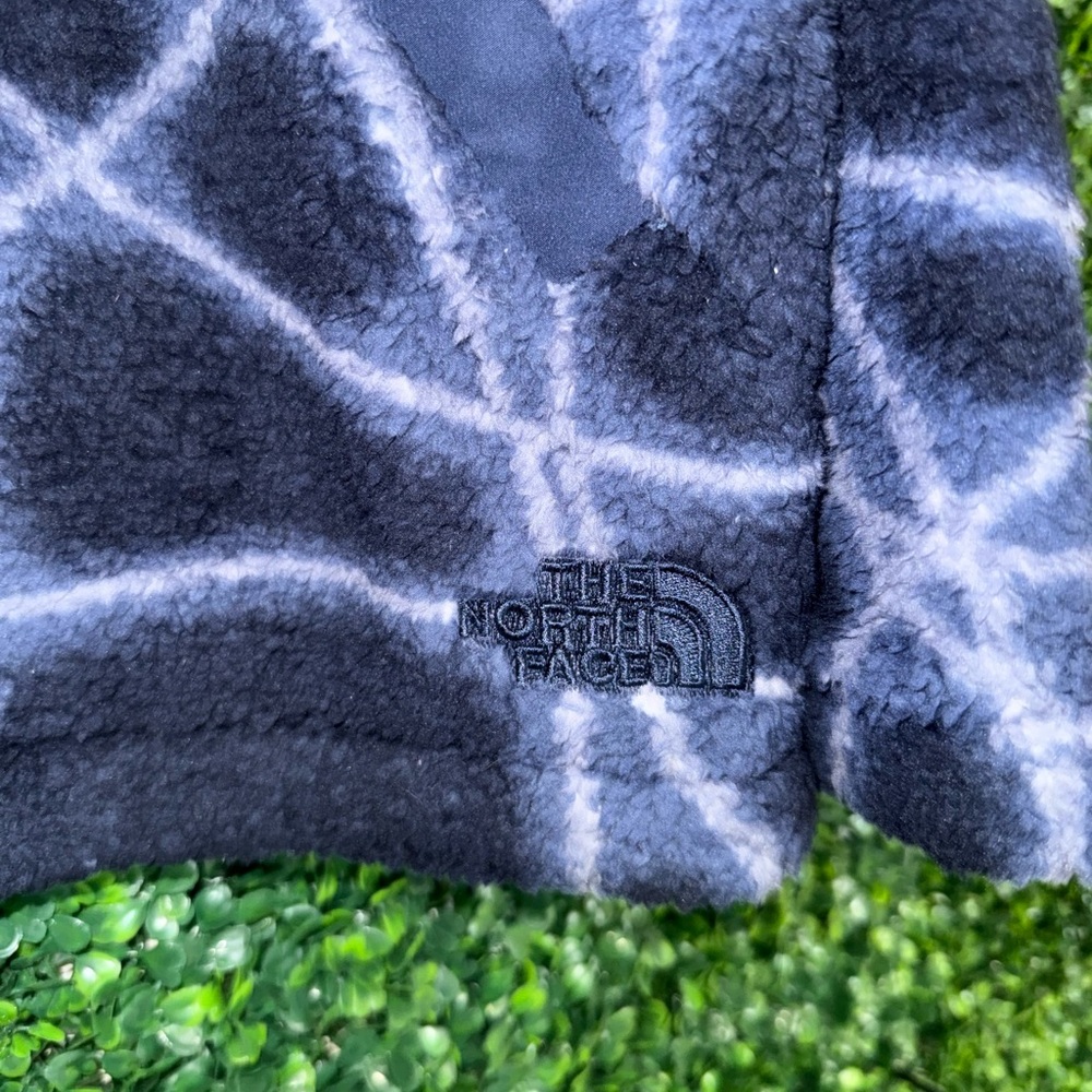 The North Face Navy Quilted & Patterned Faux Fur Zip Jacket - Picture 3 of 4